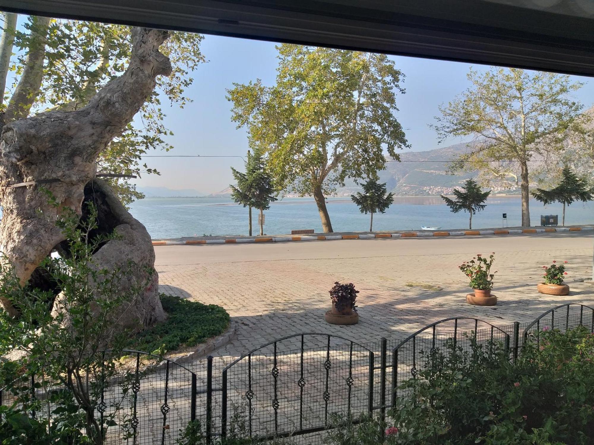 Egirdir Goel Pension מראה חיצוני תמונה